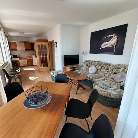 Pod Horizontem Pec pod Sněžkou